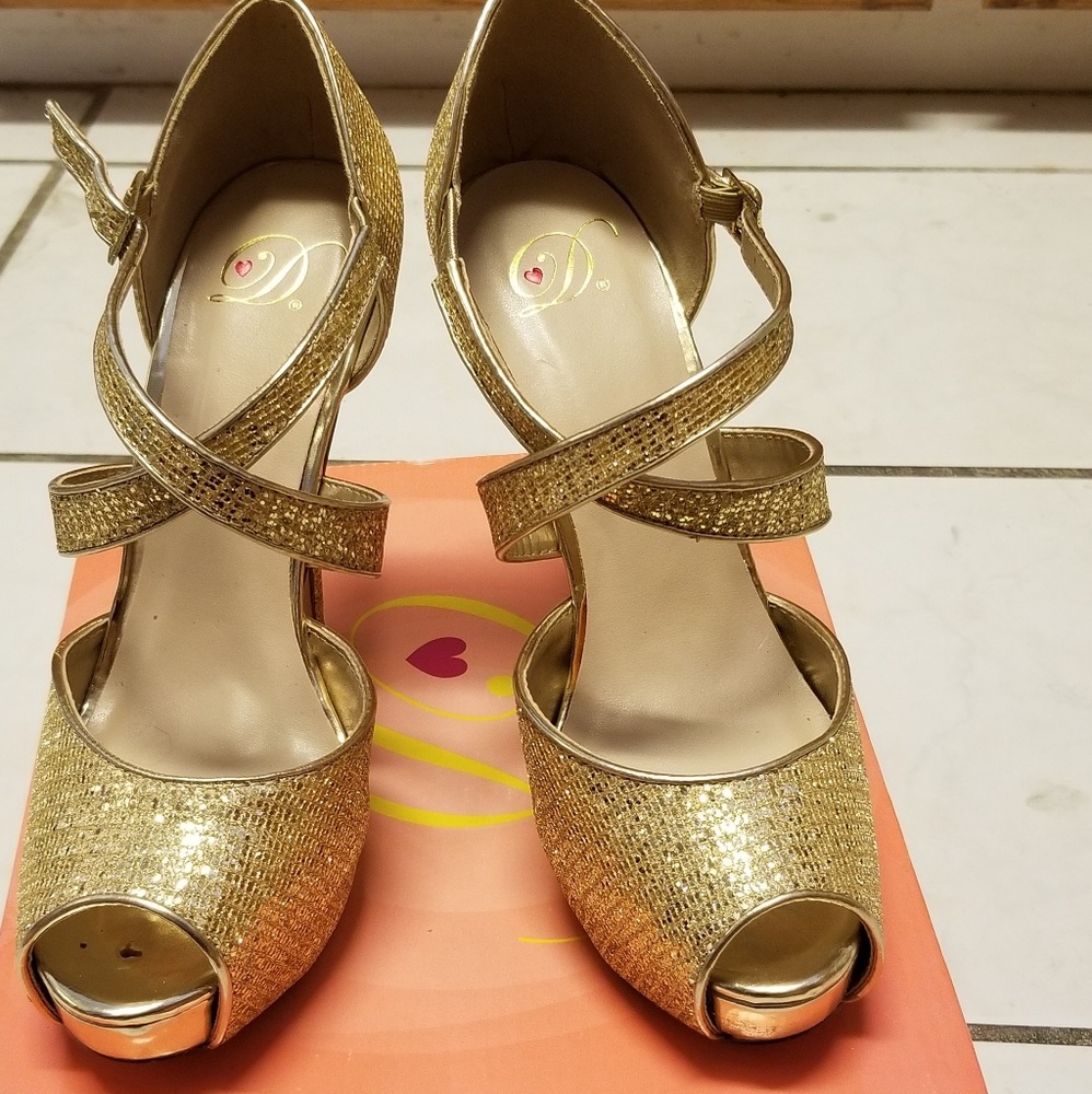 Gold Glitter High Heeled Sandal